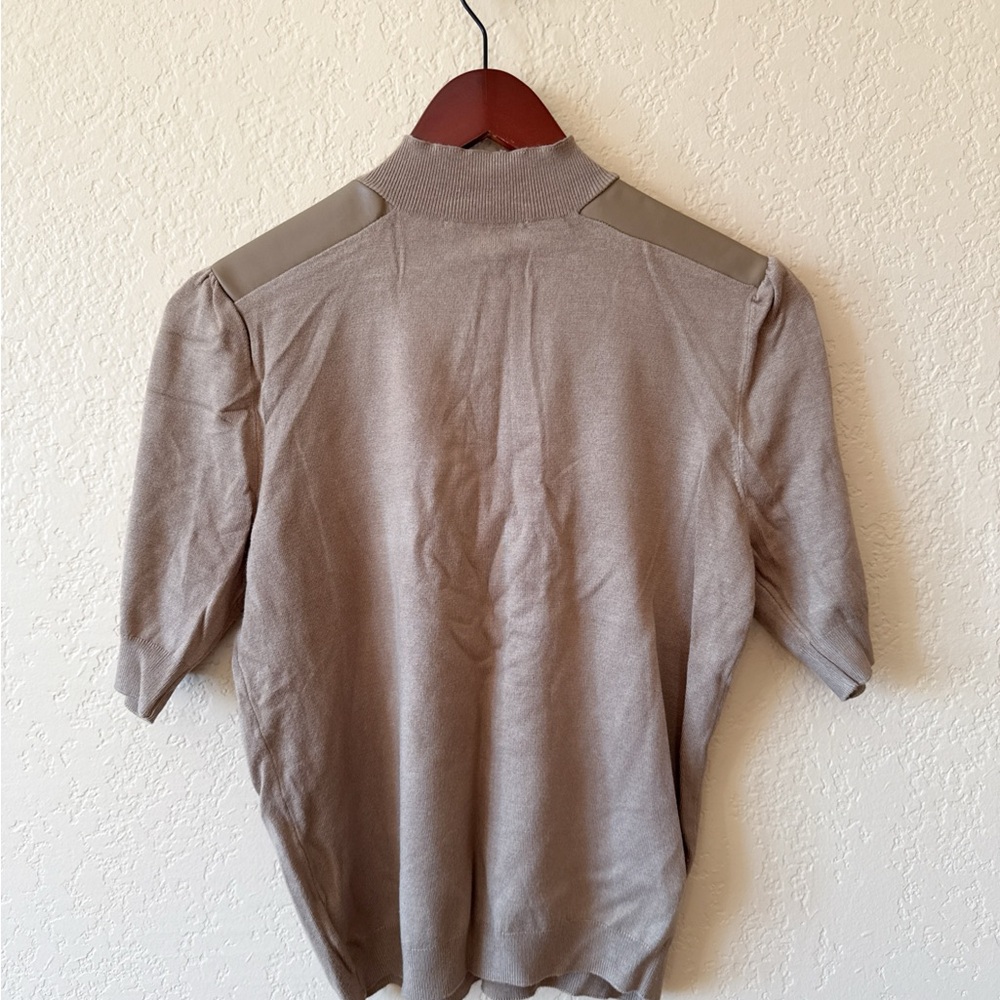 Ellen Tracy Women’s Tan Knitted short-sleeved sweater size S - Picture 4 of 6